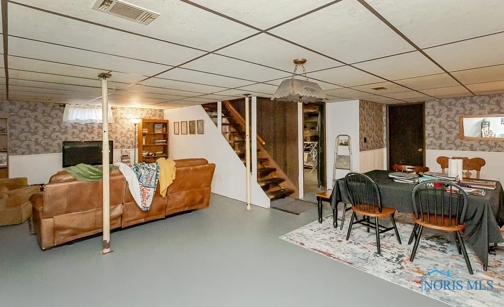 929 Linwood Avenue, Delta, Ohio 43515, 2 Bedrooms Bedrooms, 4 Rooms Rooms,2 BathroomsBathrooms,Residential,For Sale,Linwood,6135408