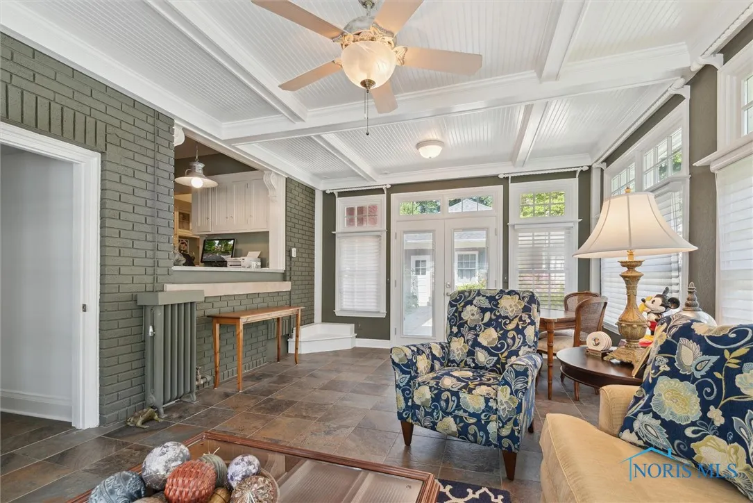 3614 Edgevale Road, Ottawa Hills, Ohio 43606, 5 Bedrooms Bedrooms, 14 Rooms Rooms,5 BathroomsBathrooms,Residential,For Sale,Edgevale,6135424