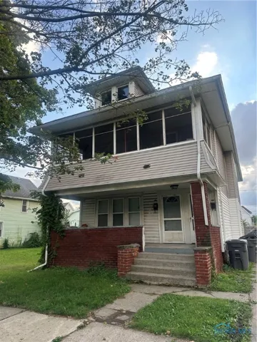 644 Parker Avenue Lower Unit, Toledo, Ohio 43605, 3 Bedrooms Bedrooms, 6 Rooms Rooms,1 BathroomBathrooms,Residential Lease,For Rent,Parker,6135455