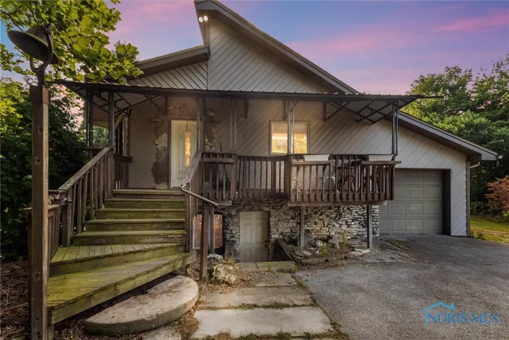 5160 Black Road, Monclova, Ohio 43542, 3 Bedrooms Bedrooms, 5 Rooms Rooms,3 BathroomsBathrooms,Residential,For Sale,Black,6135608