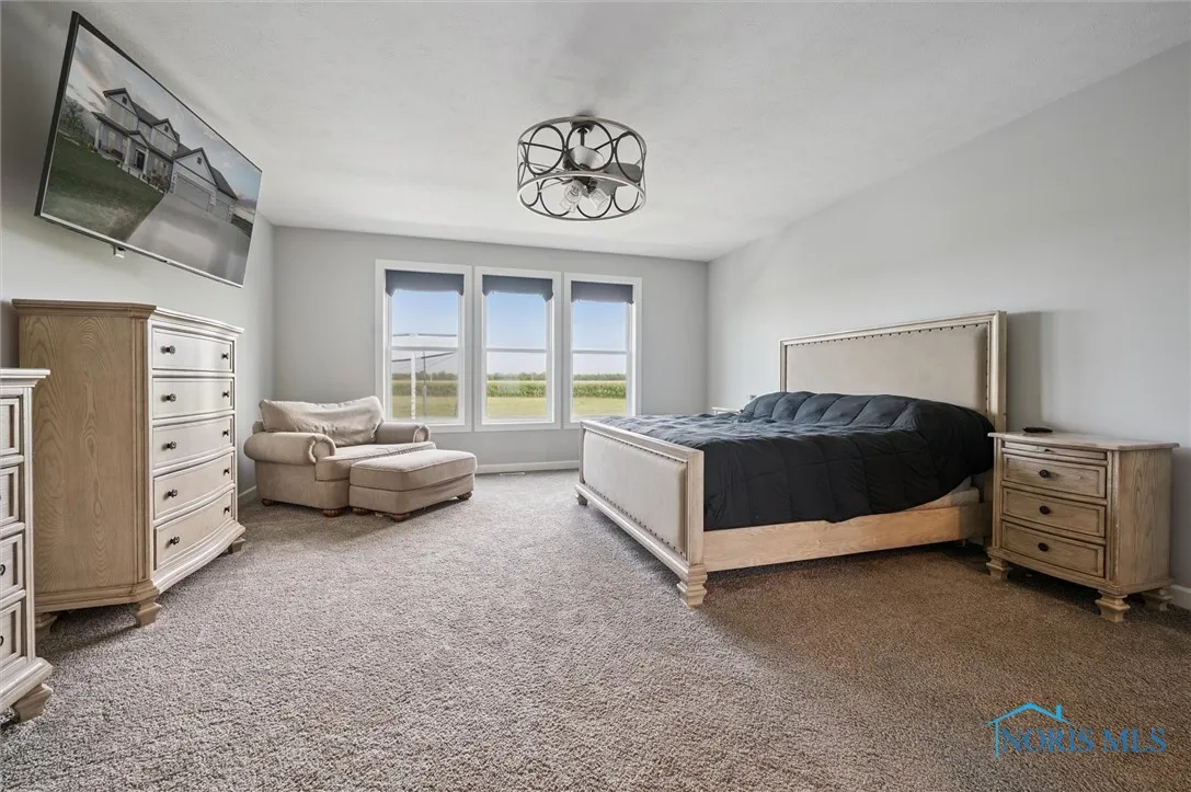9412 Newbury Lane, Whitehouse, Ohio 43571, 4 Bedrooms Bedrooms, 8 Rooms Rooms,4 BathroomsBathrooms,Residential,For Sale,Newbury,6135603