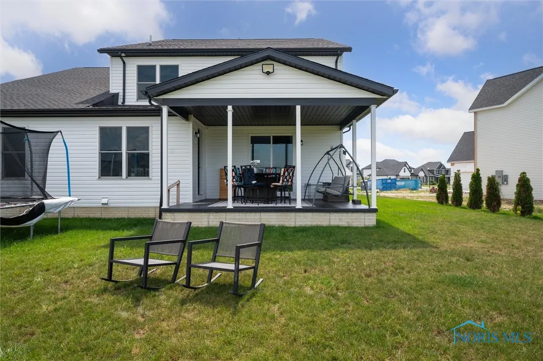9412 Newbury Lane, Whitehouse, Ohio 43571, 4 Bedrooms Bedrooms, 8 Rooms Rooms,4 BathroomsBathrooms,Residential,For Sale,Newbury,6135603