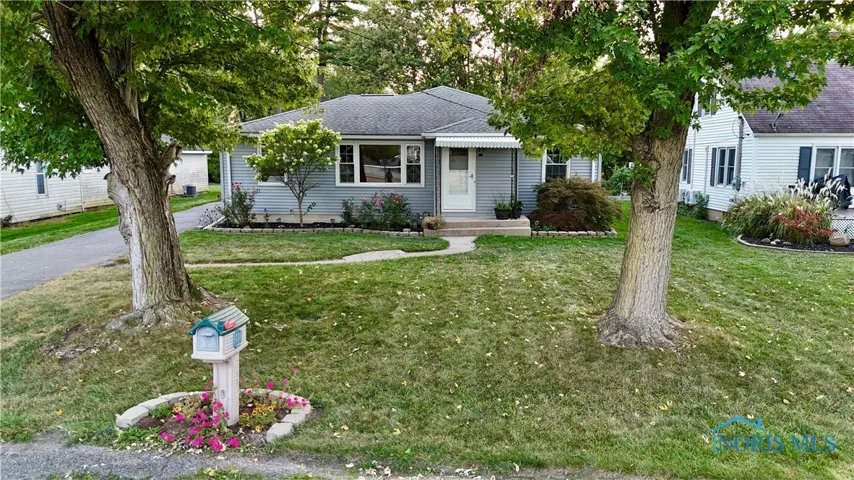 309 N Madison Street, Antwerp, Ohio 45813, 2 Bedrooms Bedrooms, 8 Rooms Rooms,1 BathroomBathrooms,Residential,For Sale,Madison,6135631