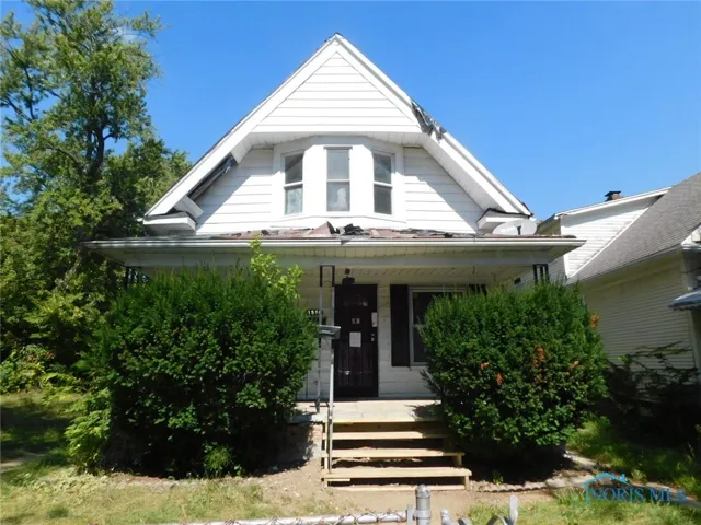 1510 Lincoln Avenue, Toledo, Ohio 43607, 3 Bedrooms Bedrooms, 7 Rooms Rooms,1 BathroomBathrooms,Residential,For Sale,Lincoln,6135729