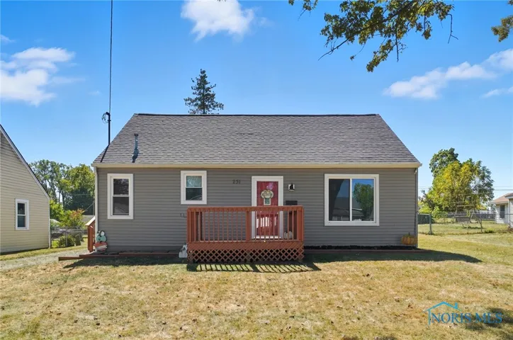 231 Tioga Avenue, Findlay, Ohio 45840, 2 Bedrooms Bedrooms, 4 Rooms Rooms,1 BathroomBathrooms,Residential,For Sale,Tioga,6135754