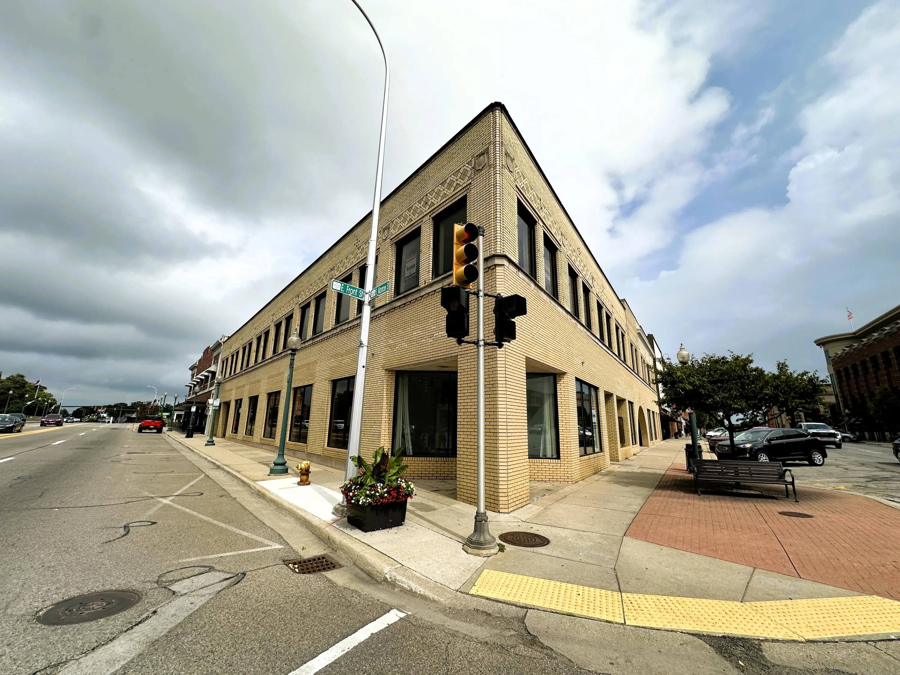 Commercial Sale For Sale