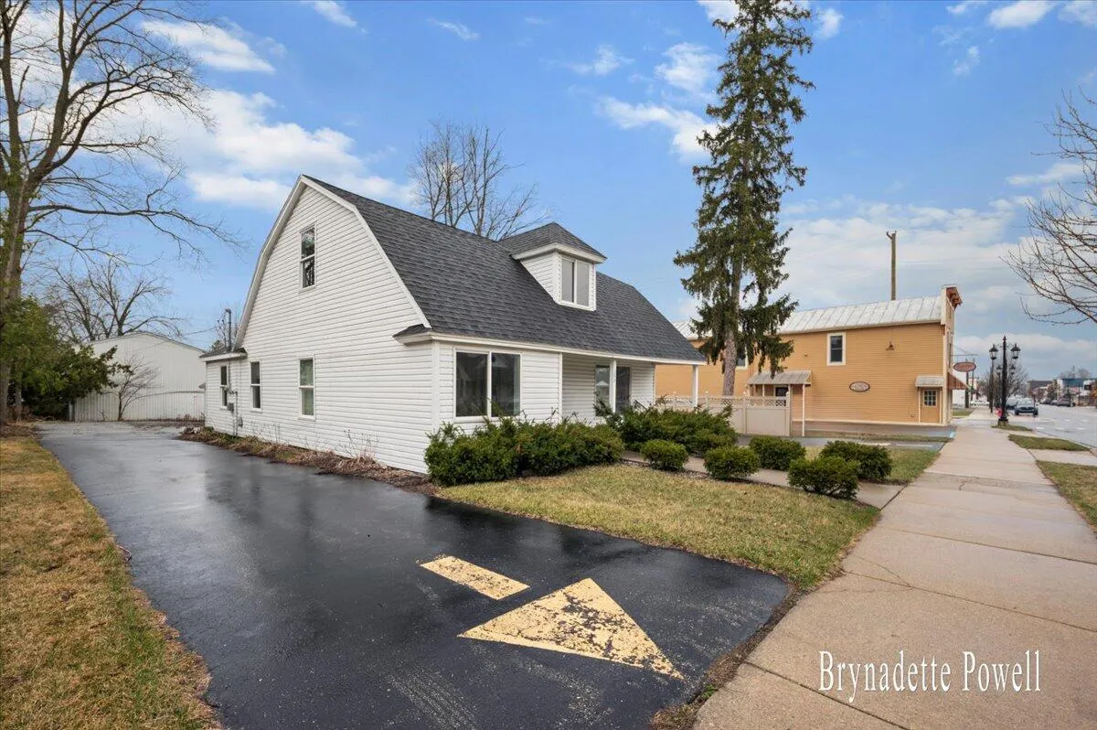 Commercial Sale For Sale