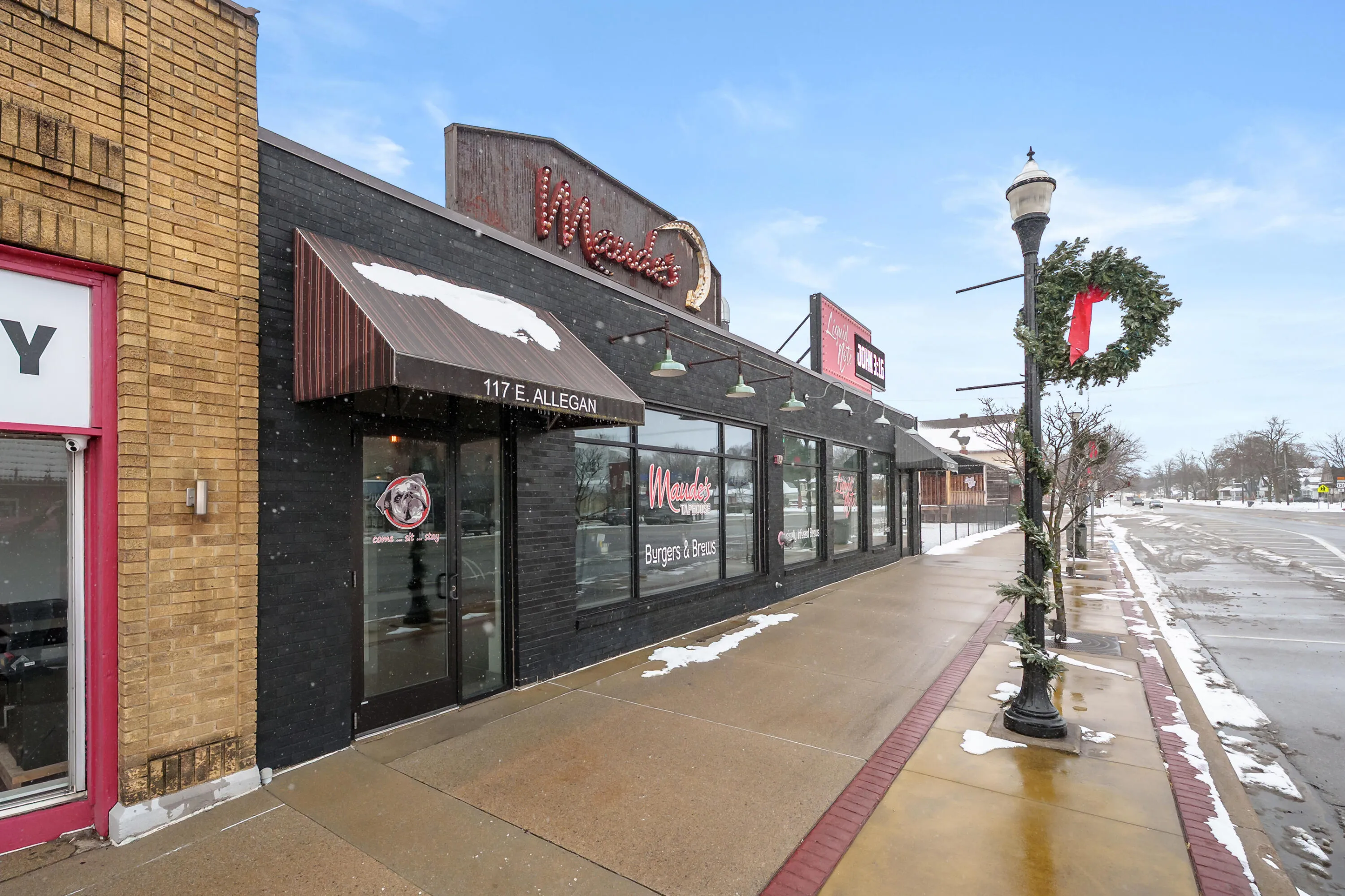 Commercial Sale For Sale