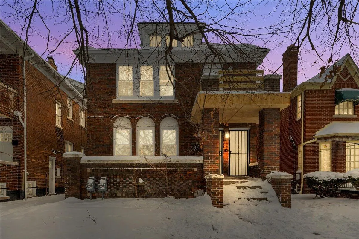 Residential Lease For Rent