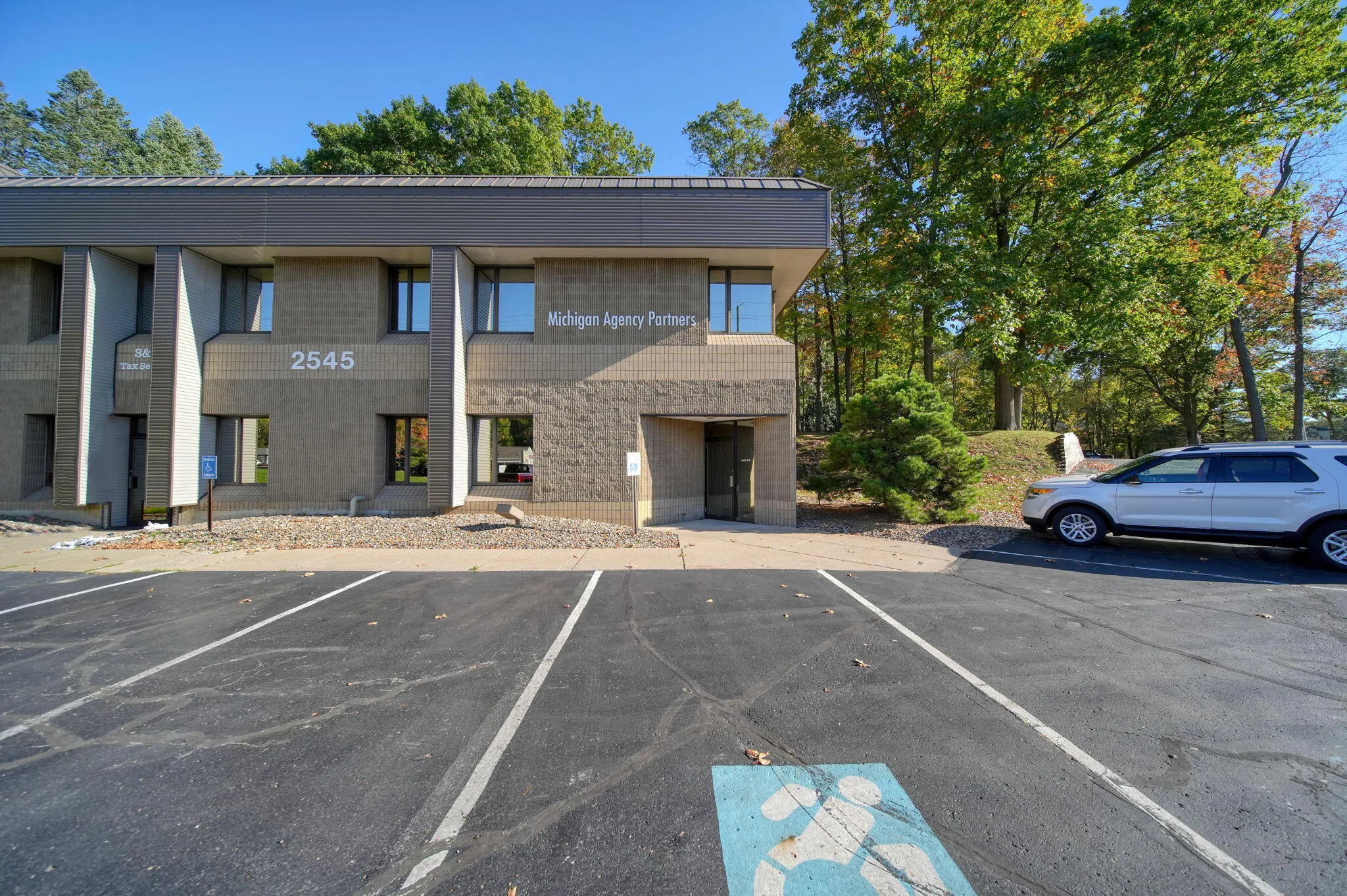 Commercial Lease For Rent