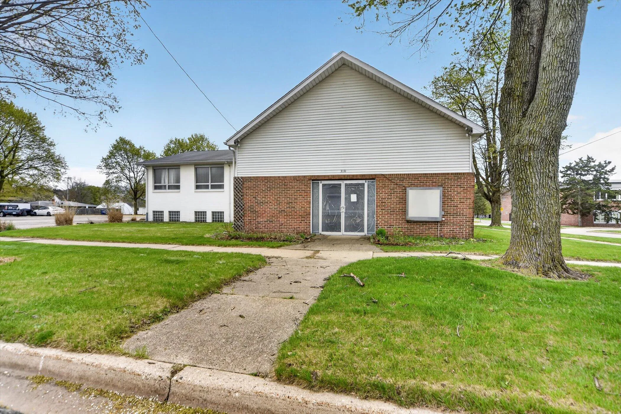Commercial Sale For Sale