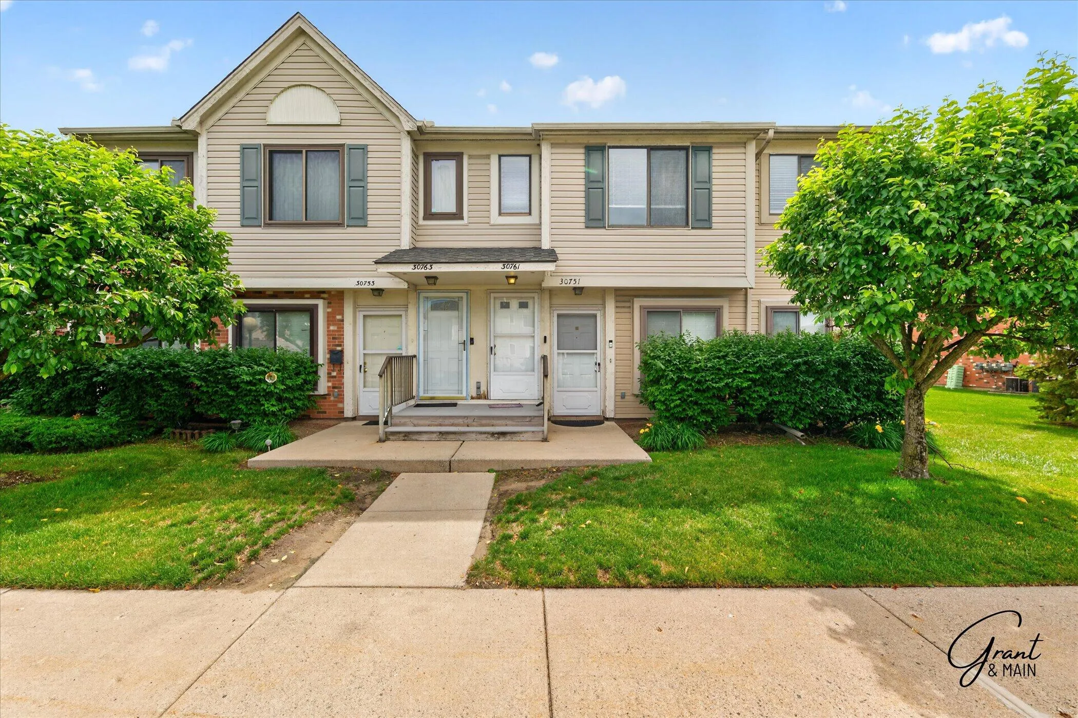 Residential Lease For Rent