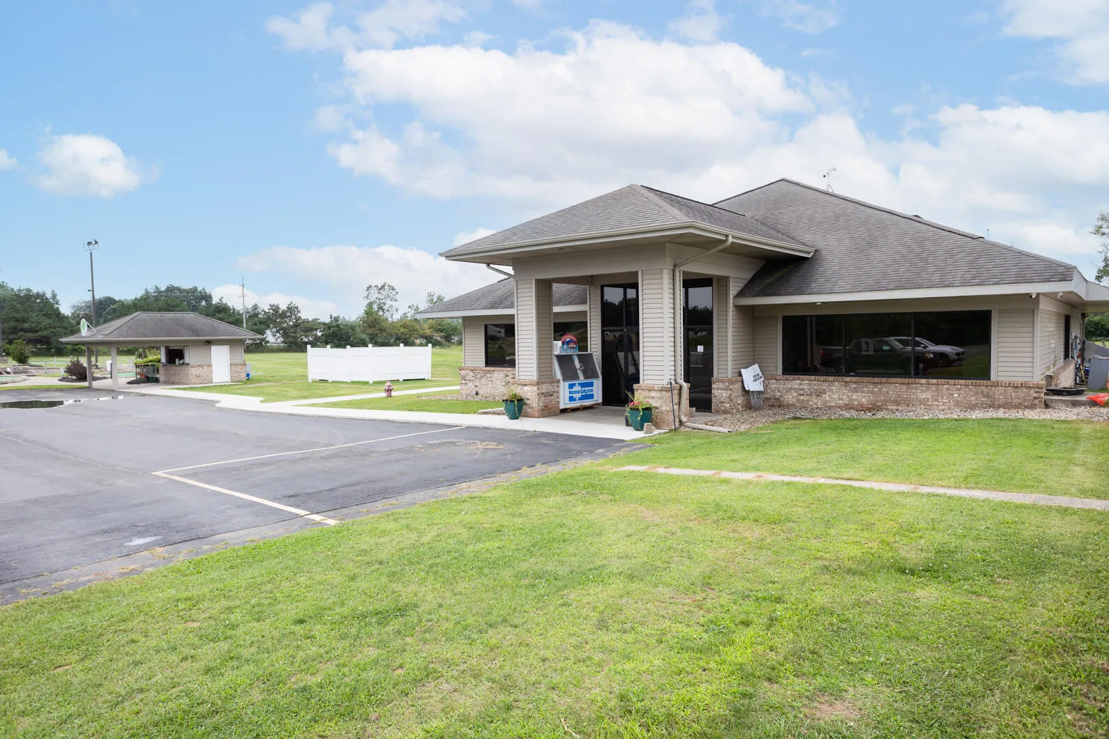 Commercial Sale For Sale