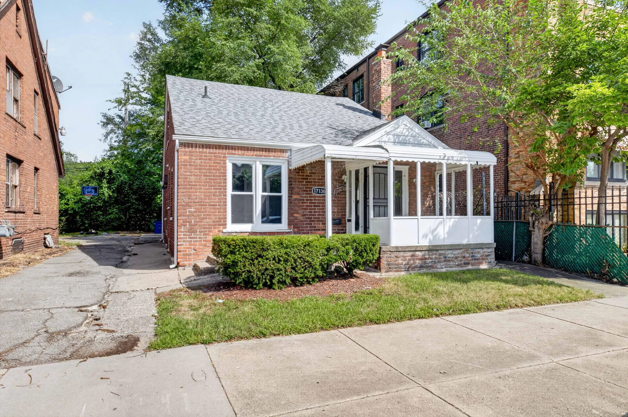 Residential Lease For Rent