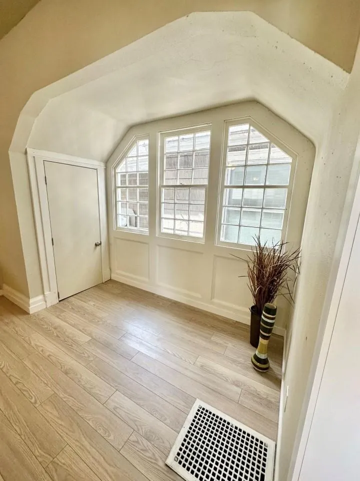 Main Level Unit