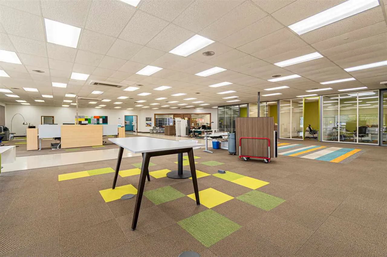 showroom/office space