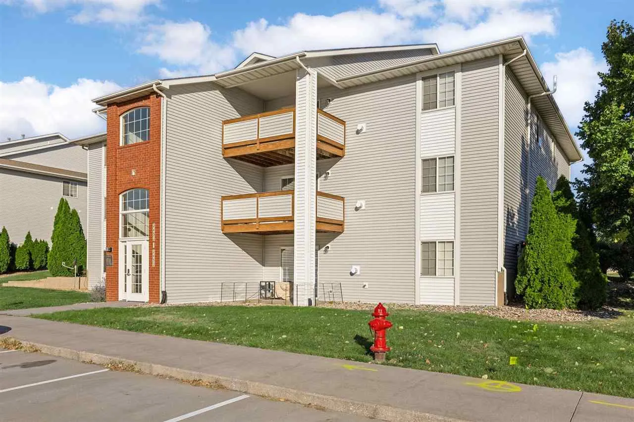 This unit comes with a one car garage.